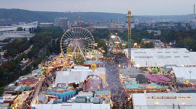 640px-Cannstatter-Volksfest.jpg