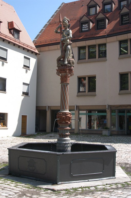 B9 Georgsbrunnen.jpg